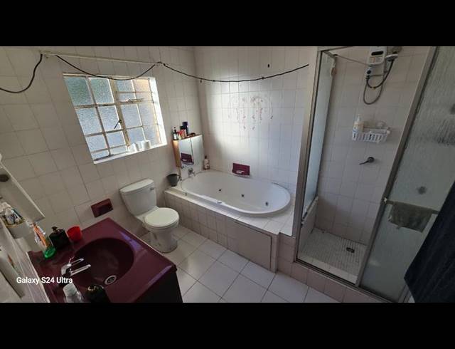 4 BEDROOM HOUSE FOR SALE IN KLIPPOORTJE